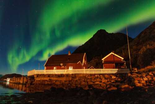 Nordlys over Vesterålen Rorbuer